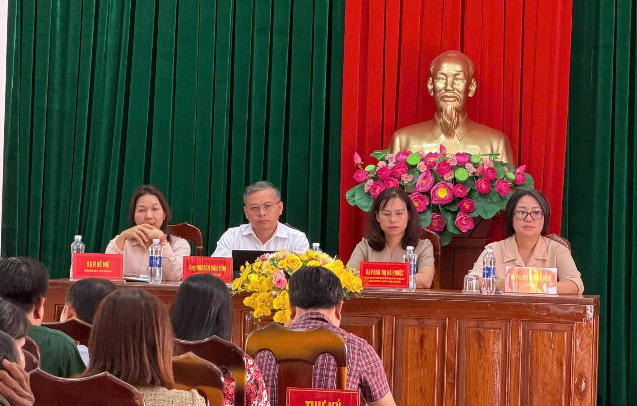 Tiếp xúc cử tri với người ứng cử đại biểu HĐND tỉnh, nhiệm kỳ 2026-2031 tại Đơn vị bầu cử số 4