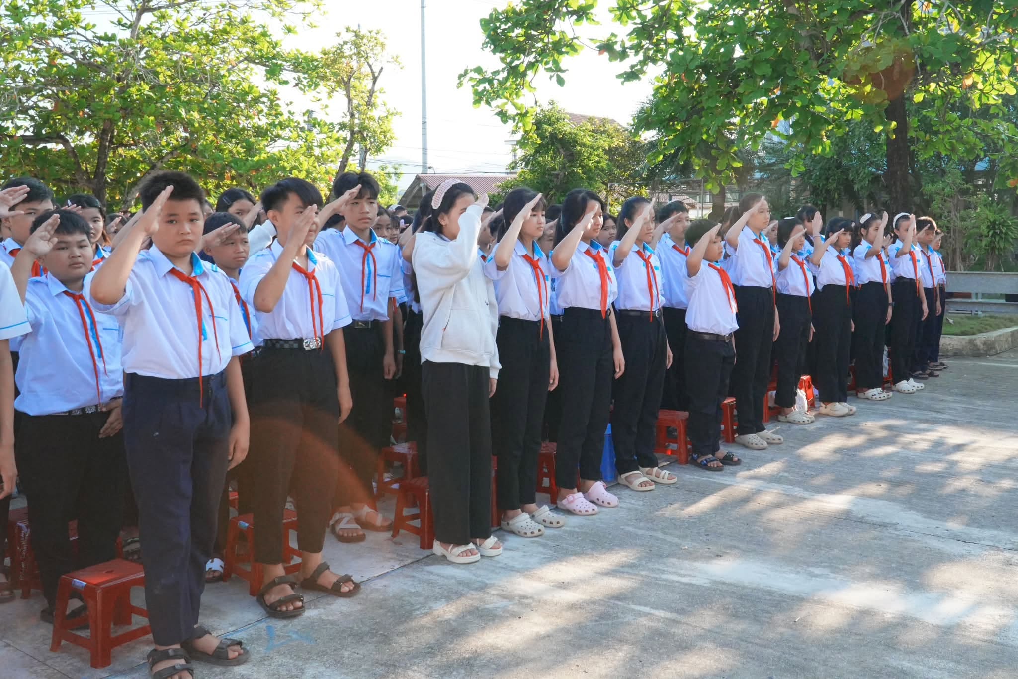 hoc-tap-11