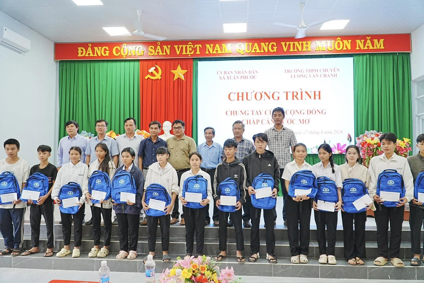 hs-nhan-qua-13