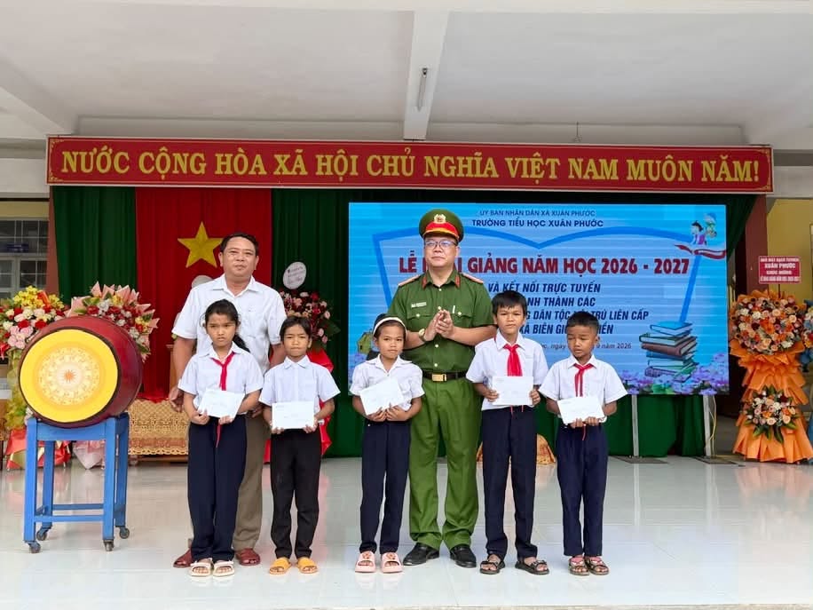 khai-giang-10