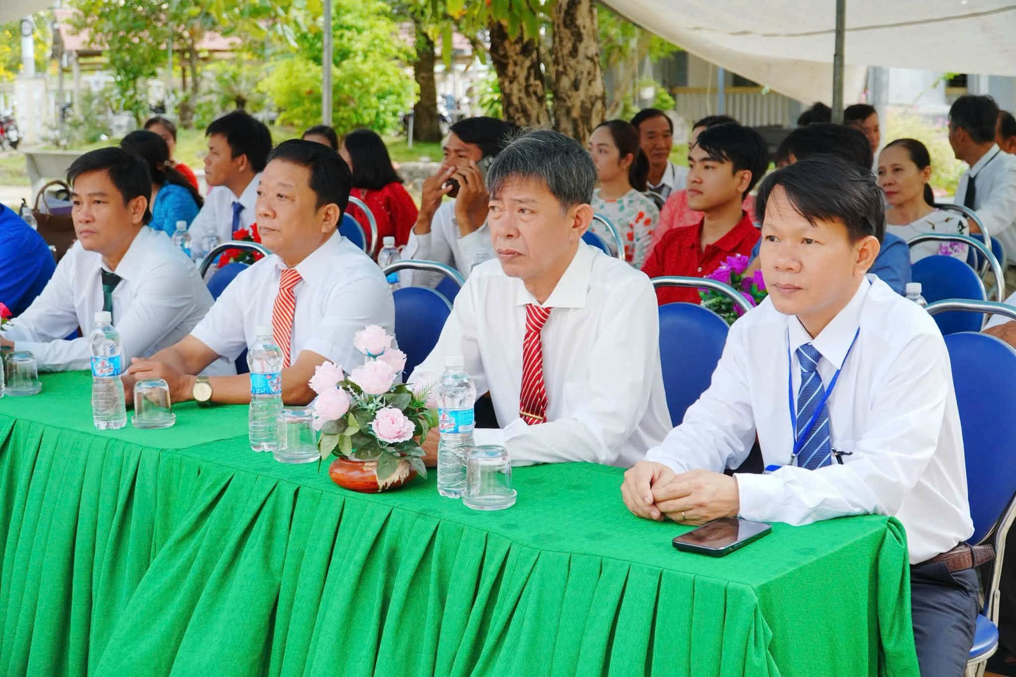 khai-giang1