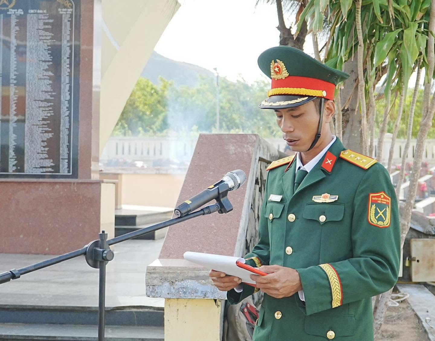 nfhai-trang-12