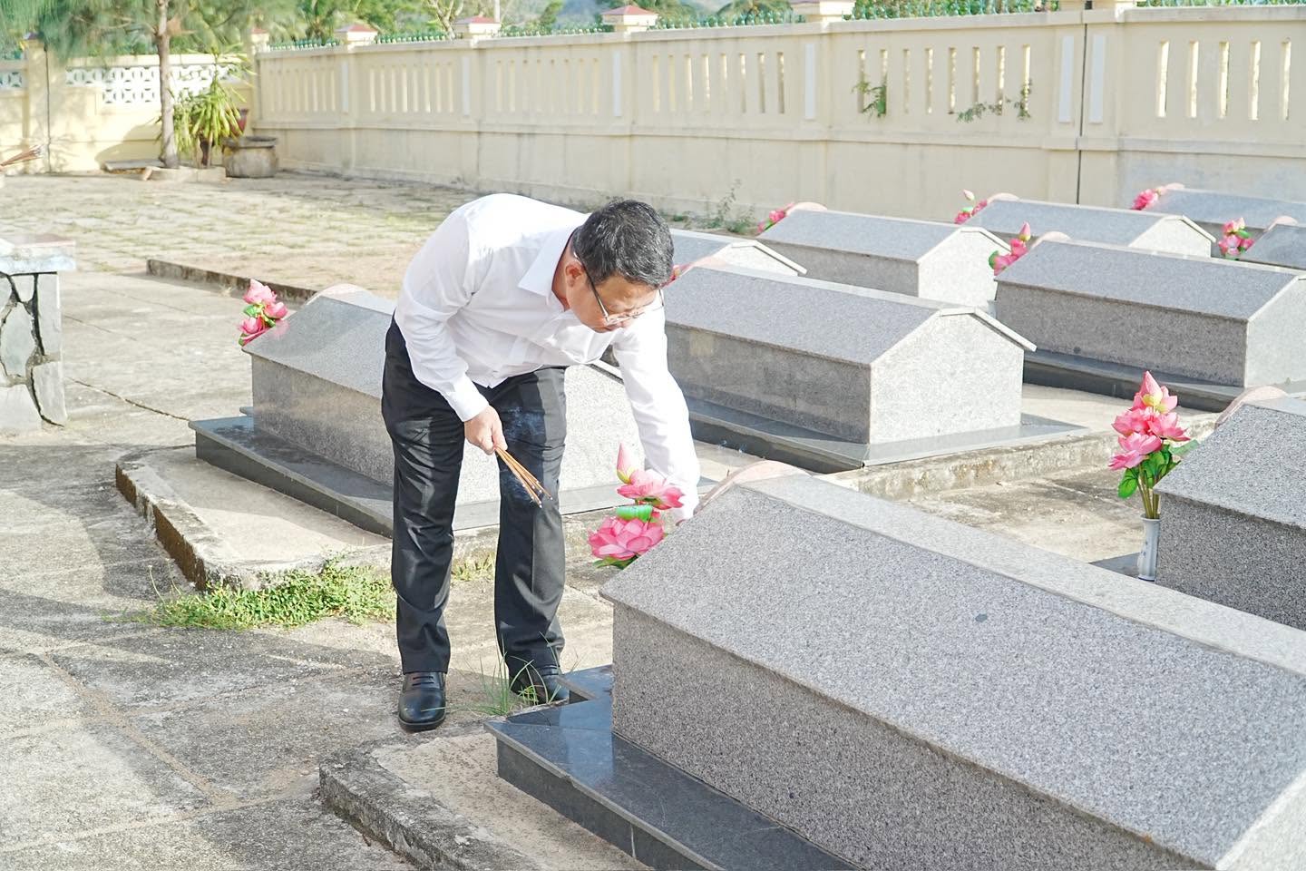nfhai-trang-12