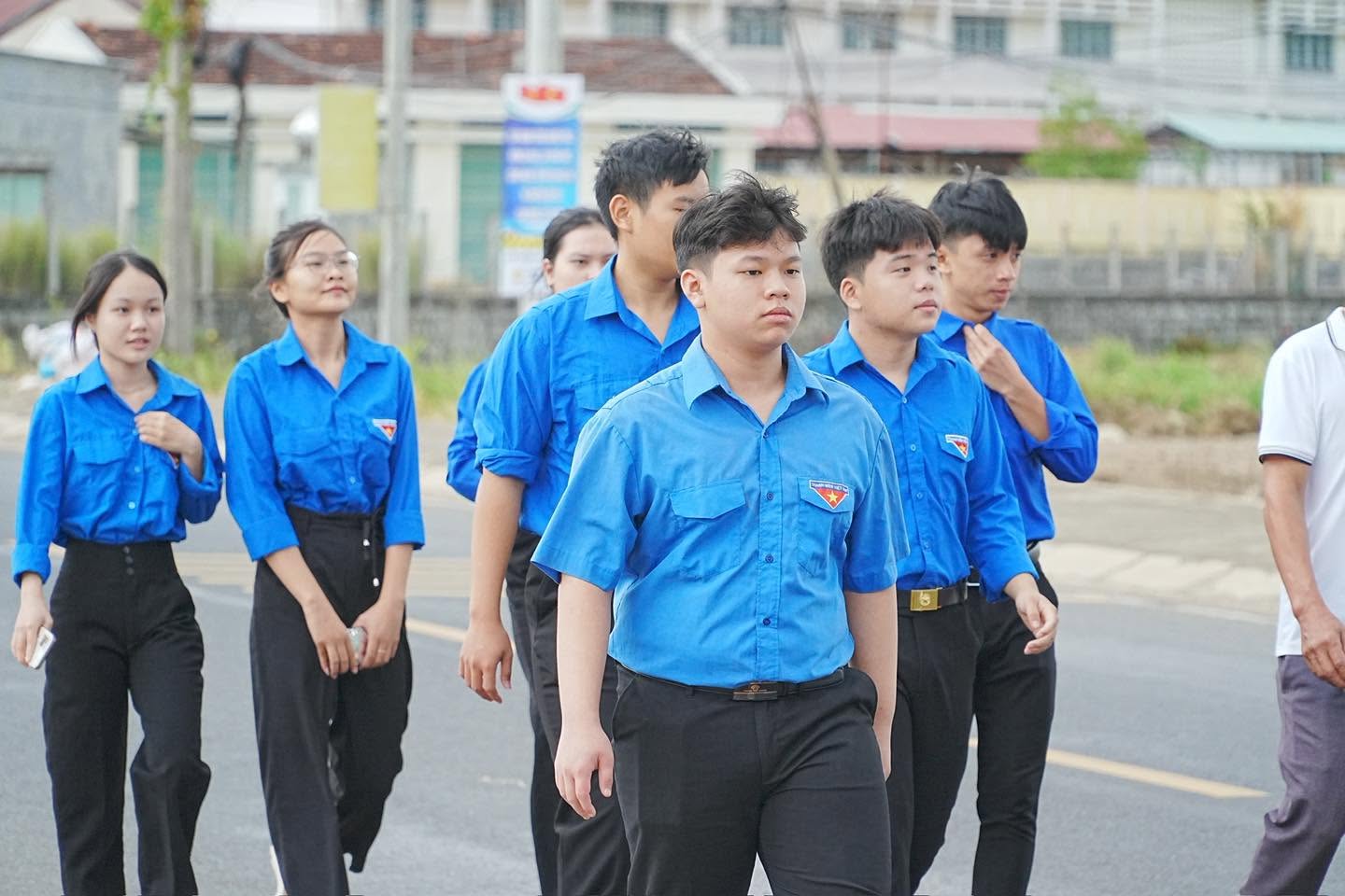 vn-tien-buoc-14