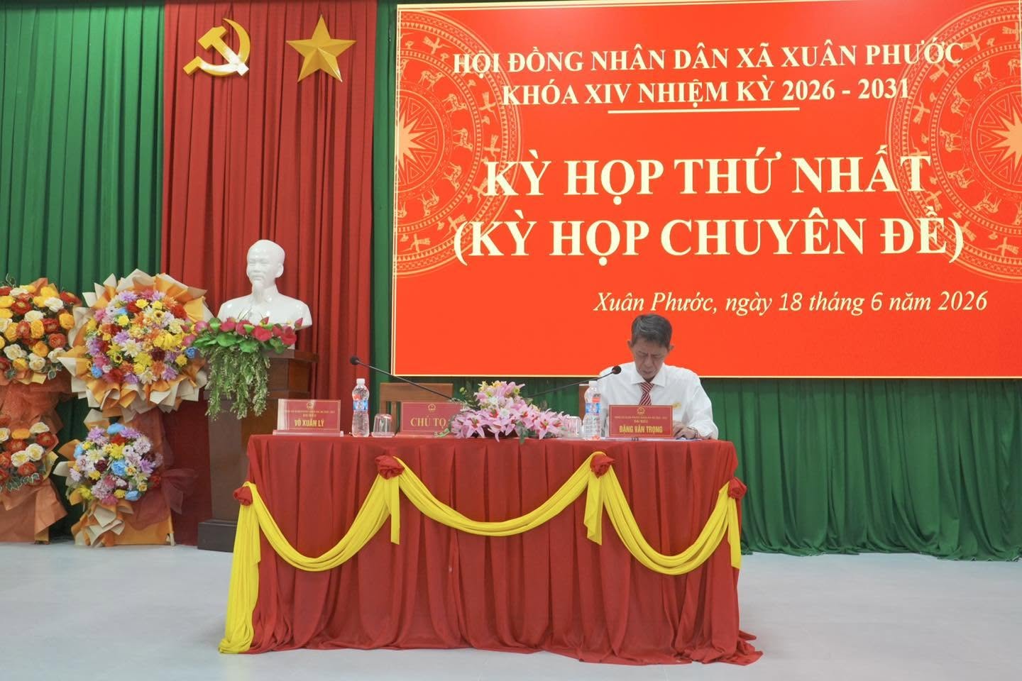 ky-hop-11