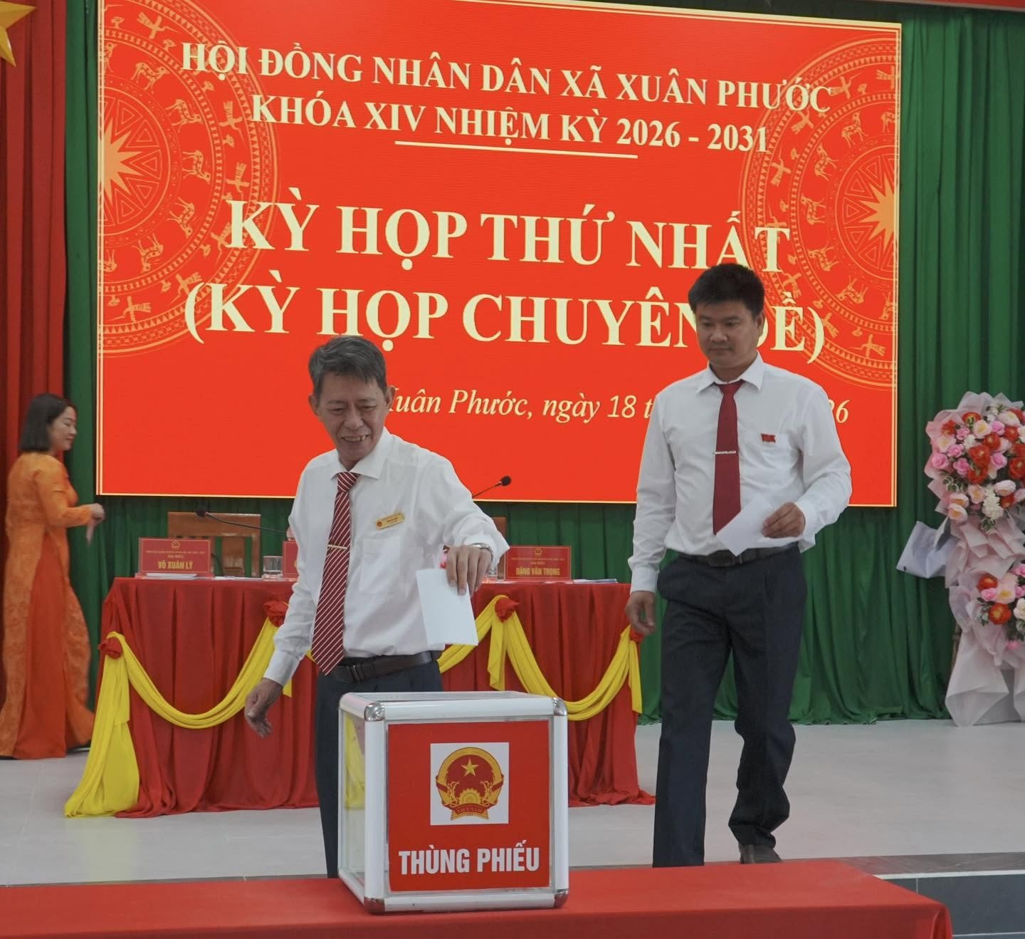ky-hop-13