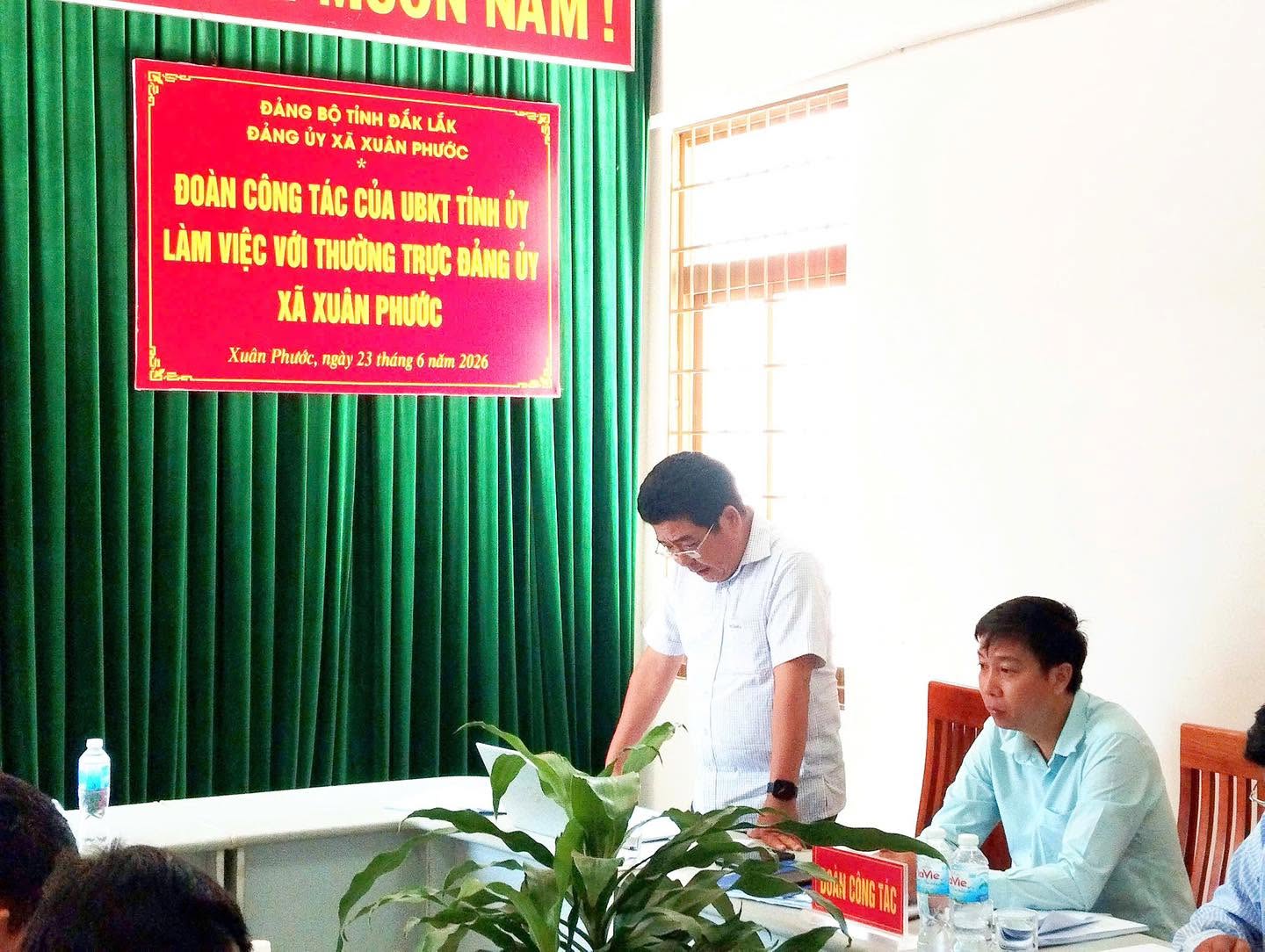 tinh-uy-4