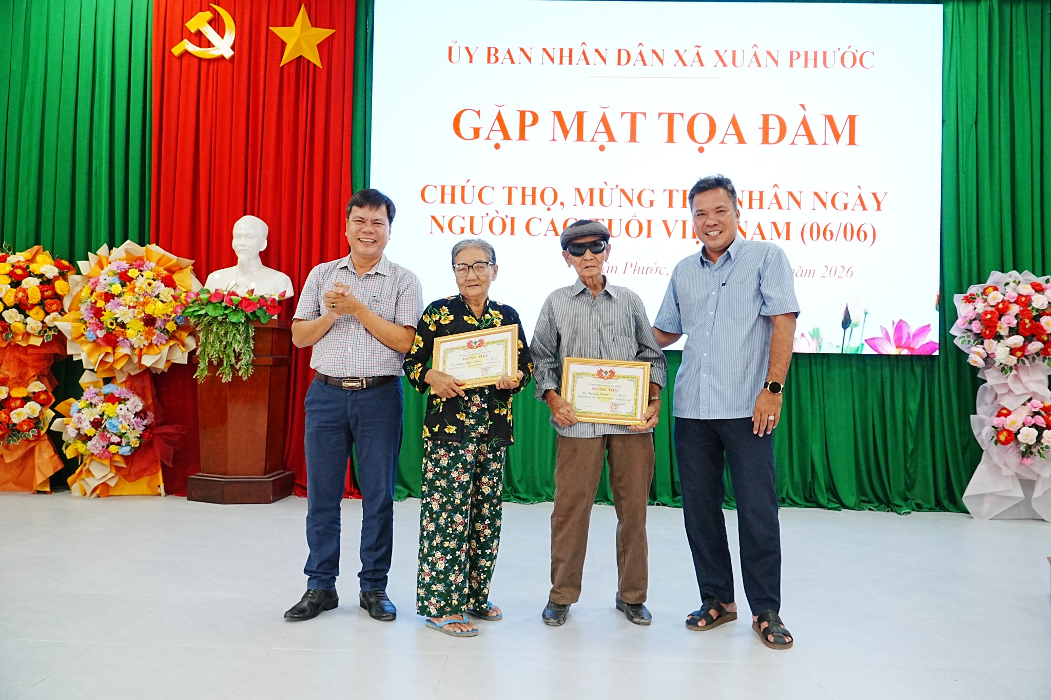 Xuân Phước tổ chức lễ chúc thọ, mừng thọ 203 người cao tuổi nhân Ngày truyền thống Người cao tuổi Việt Nam