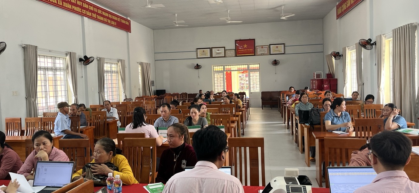 Ngân hàng Chính sách Xã hội Đồng Xuân đã phối hợp với các tổ chức nhận ủy thác tổ chức phiên giao dịch định kỳ