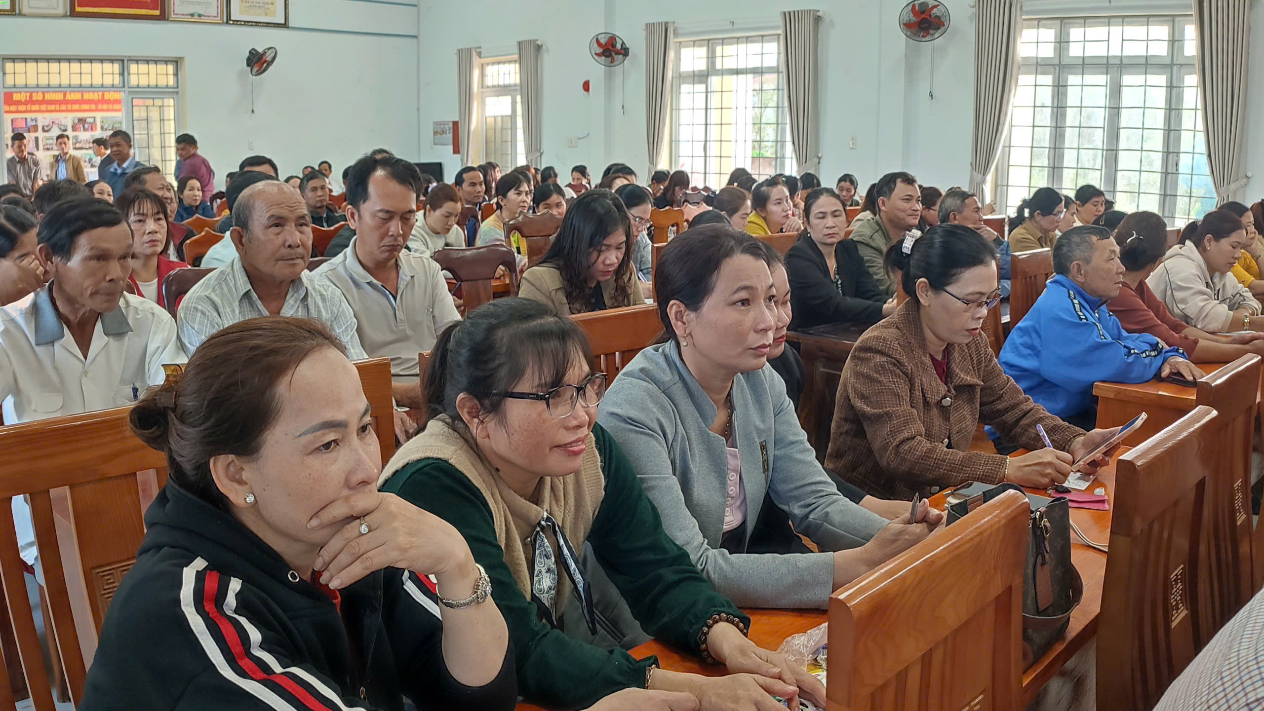 z7498849755752_2586eb69c32d8e389ffc4ea69823b1d7