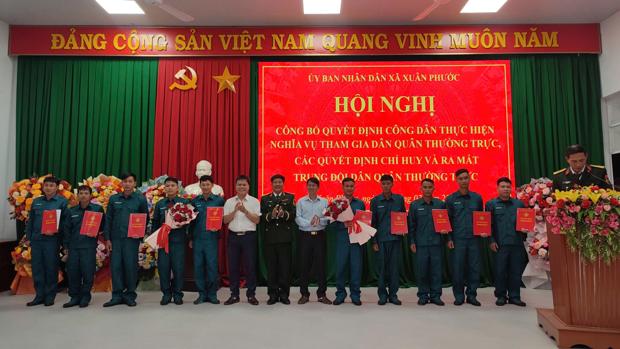 z7500286099769_340d34f0e51a0f5881d47a3ec667a6fb