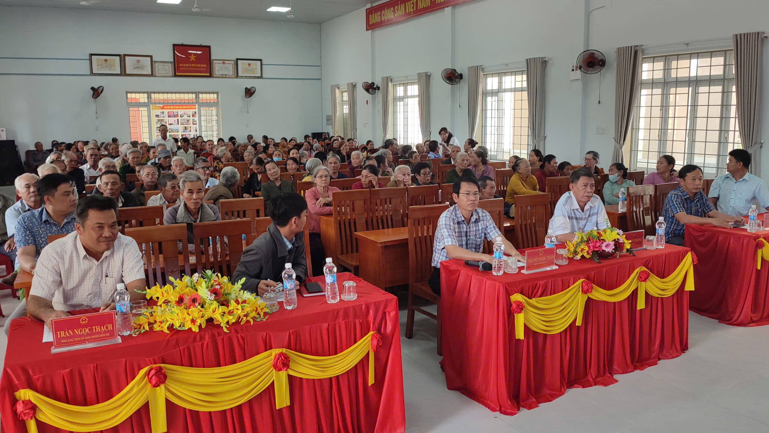 z7503954265501-6b1e598f5c9df407e32d714e648dbed0